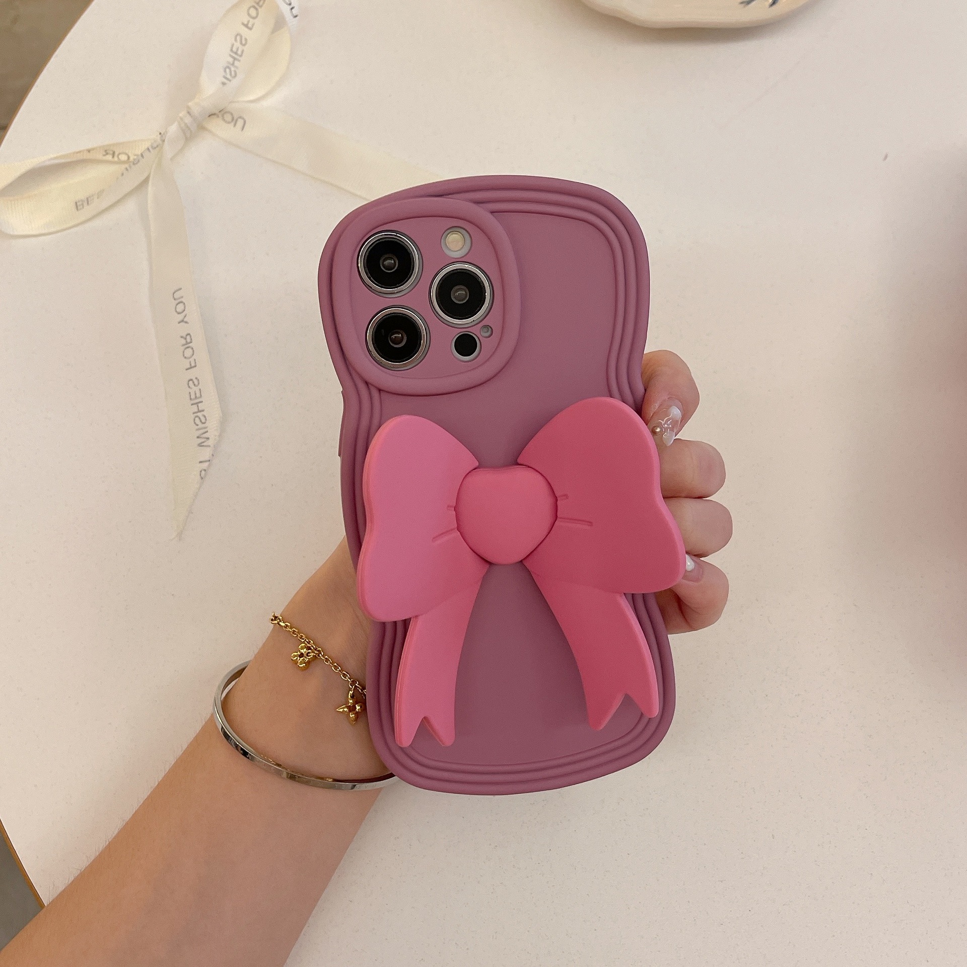 AA5B8998-FB4D-4DA5-B1E0-AADE47