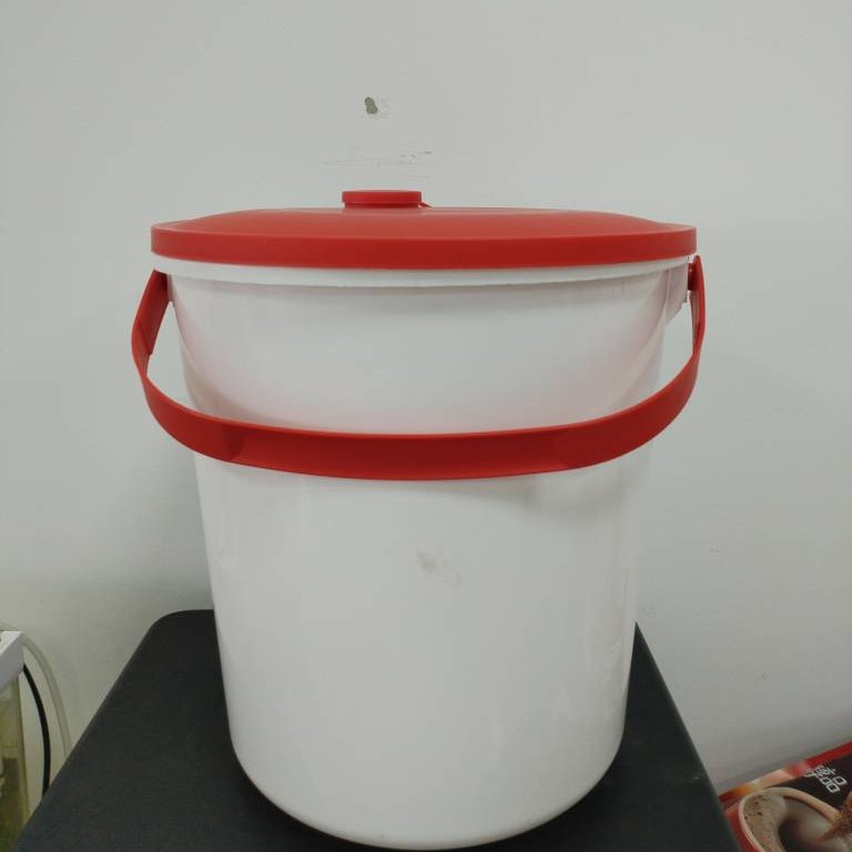 14LUV水桶可装水龙头可做移动清洗桶乐施桶