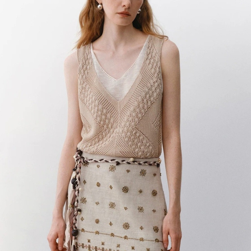 Crochet Fake Two-Piece Vest Spring and Summer New Versatile Light Khaki Fashionable Casual Korean Style Top for Women Crochet Fake Two-Piece Vest Spring and Summer New Versatile Light Khaki Fashionable Casual Korean Style Top for Women