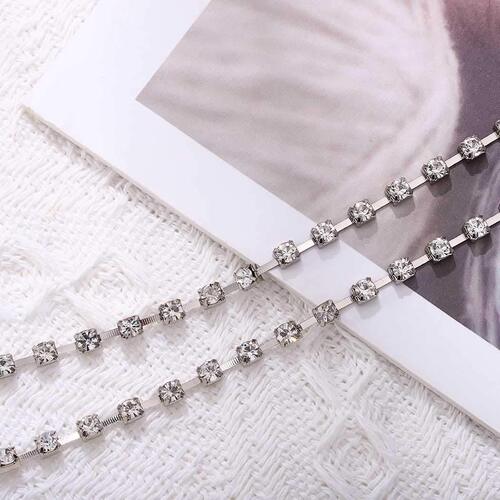 European and American fashion jewelry chest accessories, sexy hollow diamond-encrusted rhinestone chain, bikini chest chain, body chain