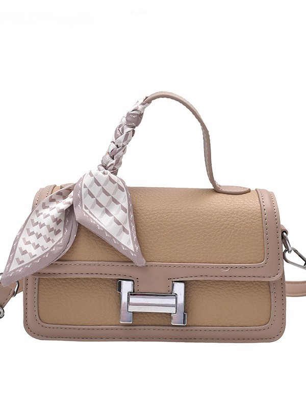Bolsillo multicapa de sentido de alta calidad, bolso cuadrado pequeño portátil, femenino 2025 transfronterizo nuevo color en contraste con bufanda de seda, bolso de mensajero de un solo hombro