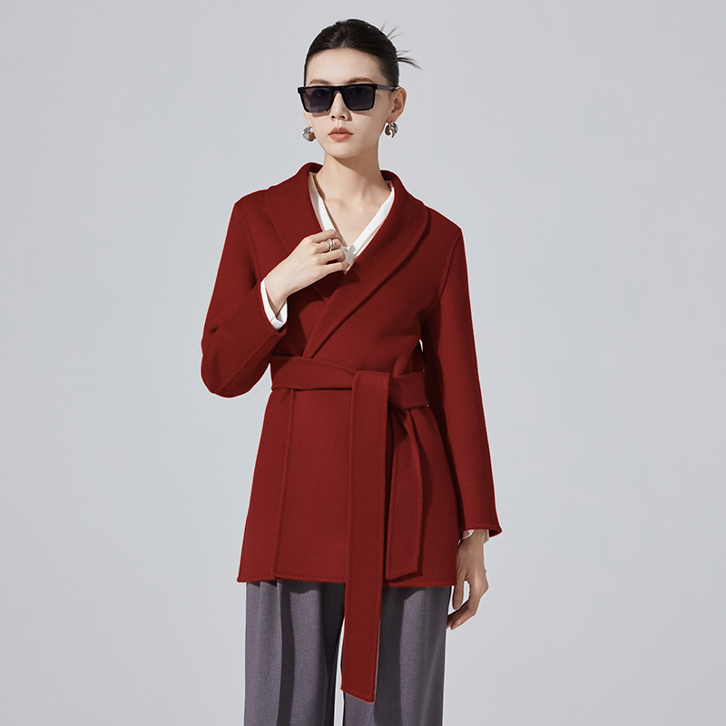 Super Nice Coat 100% Wool Autumn and Winter New Woolen Waist-Cinching Short Woolen Coat with Green Fruit Collar for Small People