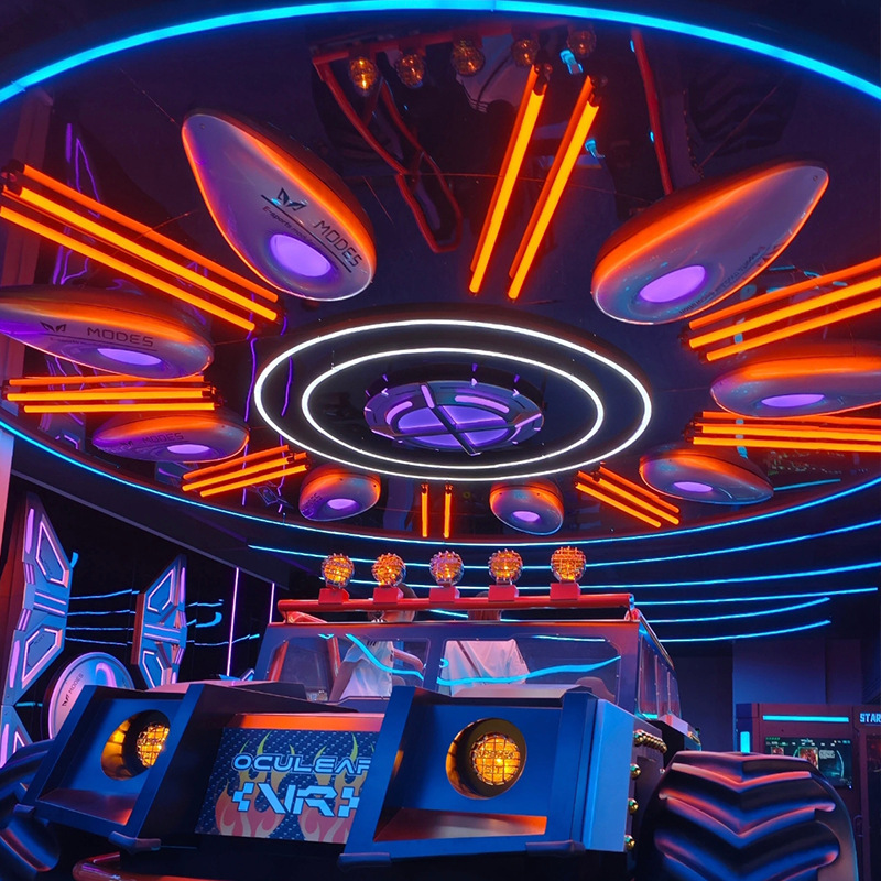 Playground lámpara de diseño sala de juegos de muñecas tienda de máquinas de juegos electrónicos sala de juegos de Internet café KTV atmósfera lámpara de moda juegos animados candelabros de ciudad