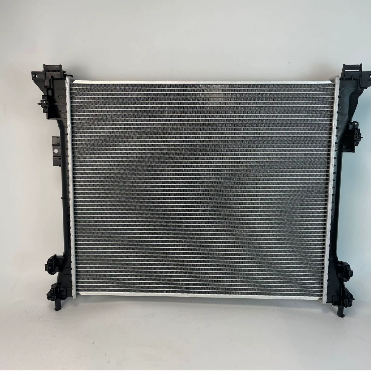 Прямые продажи радиаторов от производителя, подходят для GM, DODGE: 52450025