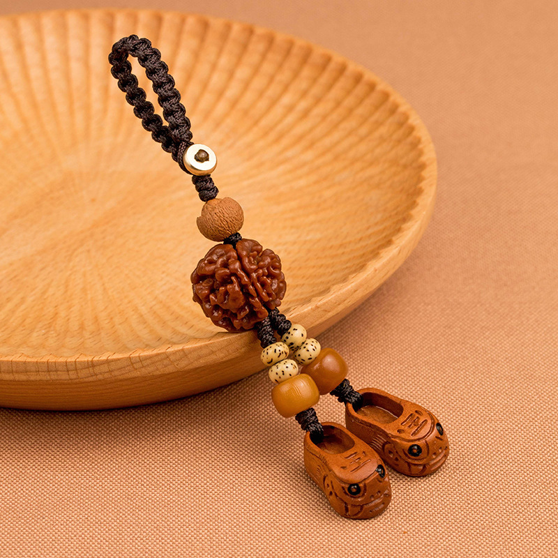 Peach wood tiger head shoes men's car key pendant personalized creative key chain Women's mobile phone chain pendant gift