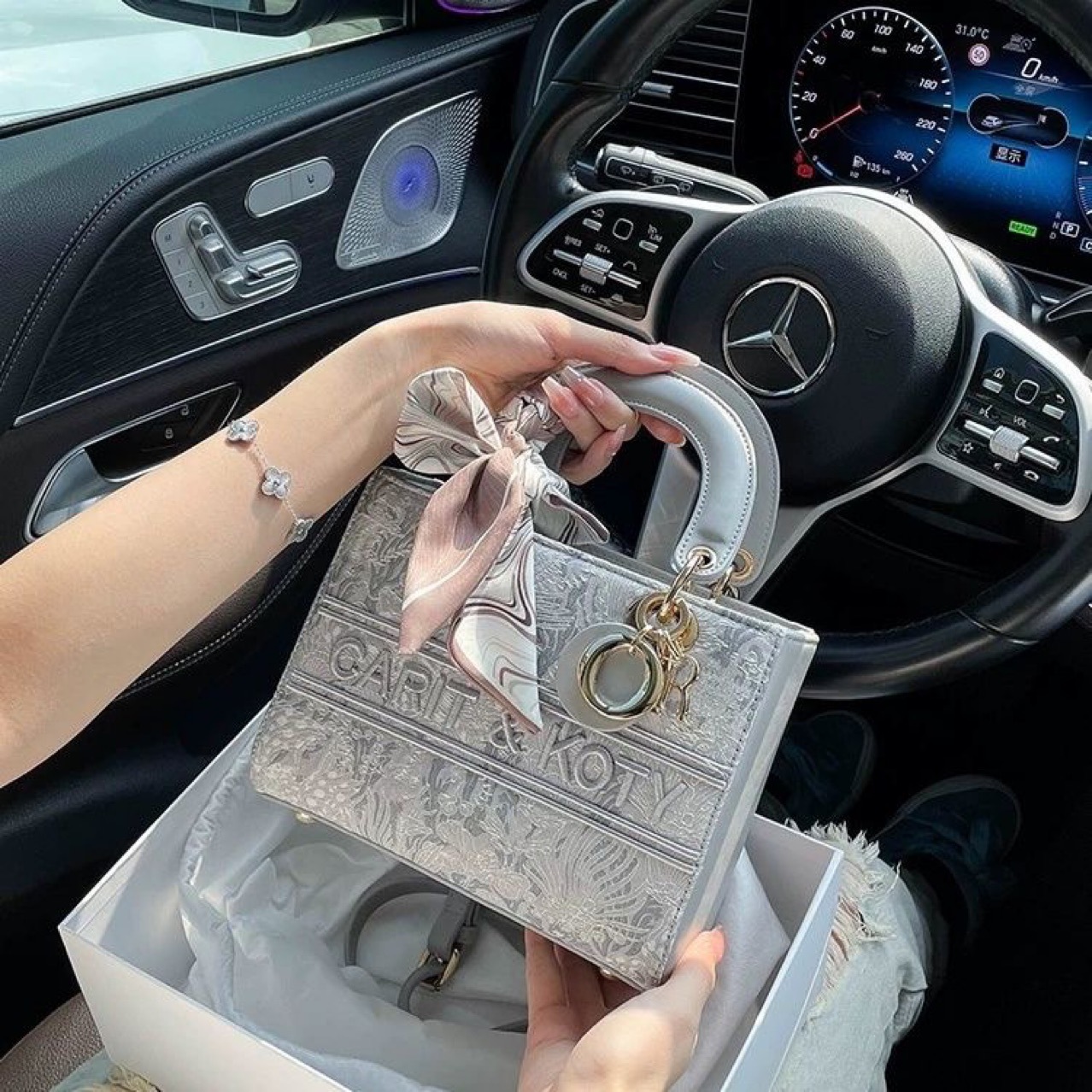 Universal shoulder bag, with embroidery, high-quality style