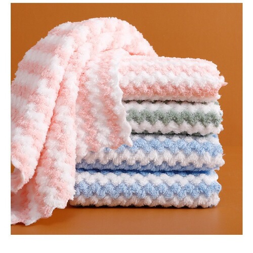Coral Fleece Thickened Cationic Dishcloth for Home Use, Kitchen Stain-Removing Scrubbing Pad—Absorbent, Lint-Free, and Perfect for Cleaning Cloths