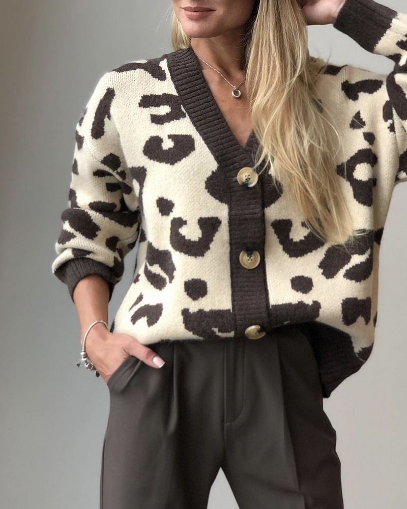 Women's Cardigan Long Sleeve Sweaters & Cardigans Contrast Binding Casual Leopard display picture 2