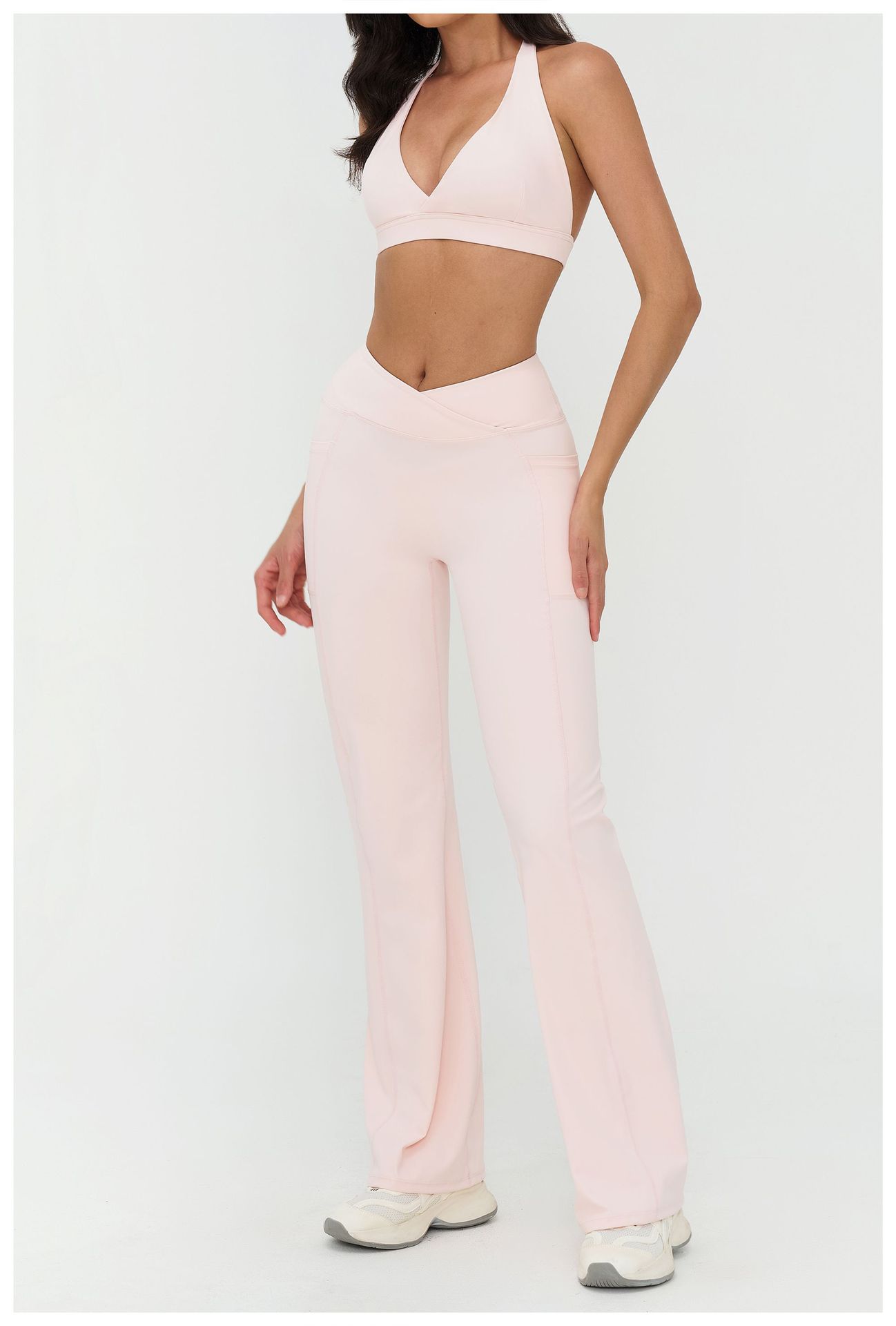 Ensemble yoga pour femme avec col montant et fermeture éclair_voghion.com