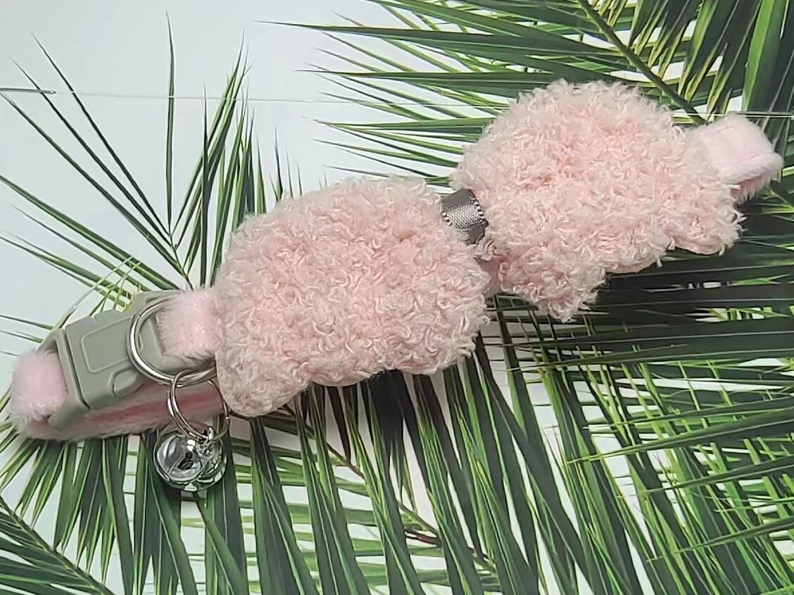 Nuevo collar de gatos campana felina collar de gatos collar de alas de ángel perros pequeños collar de perros Teddy Pomeranian