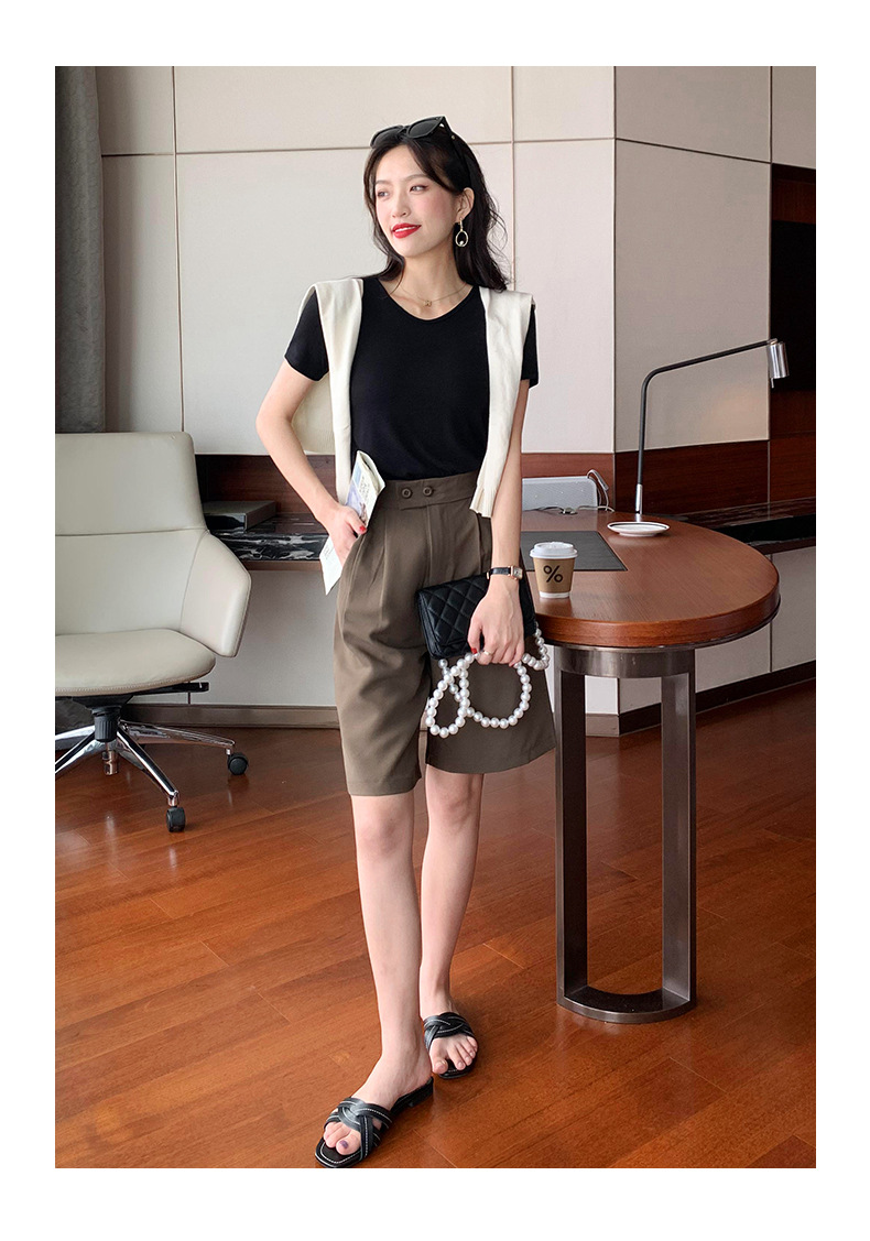 t8416217768211573658213341820.