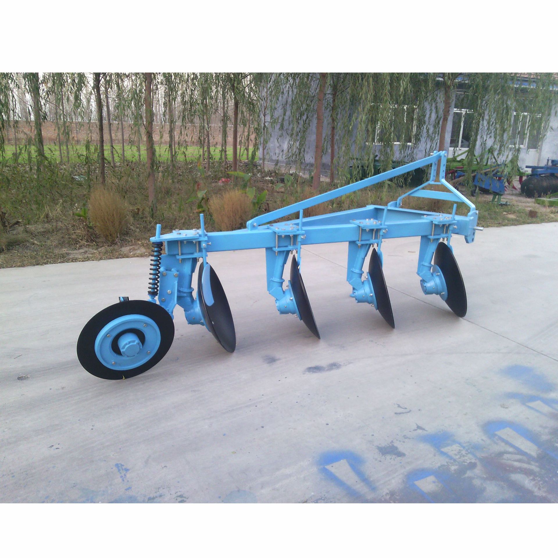 拖拉机悬挂圆盘犁 驱动圆盘犁  农田深耕犁 耕地犁
