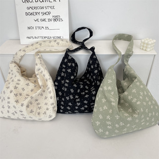 5453  �黨��������Ů�����¿����eһ����б����������μ��