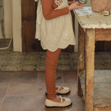 2025秋款新品草莓珊韩国儿童女孩洋气蕾丝边修身打底裤现货