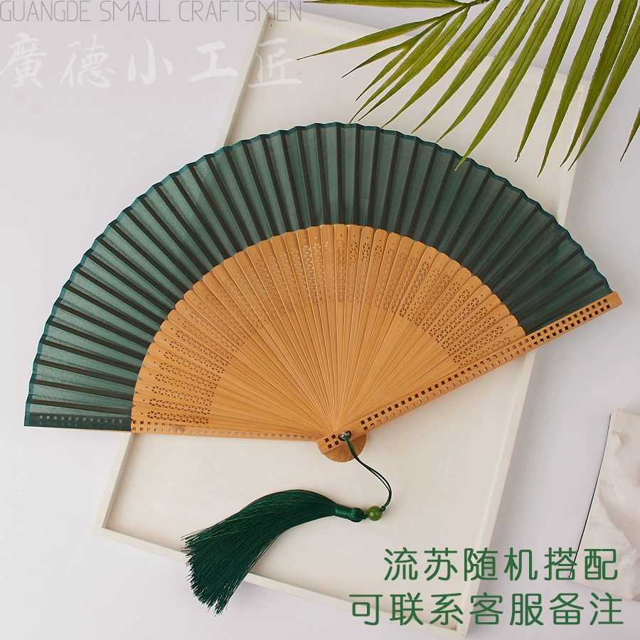 Round Handheld Fan, Chinese Style Hanfu/Cheongsam, Bamboo Ribs with Tassel, Lightweight 0.035 kg