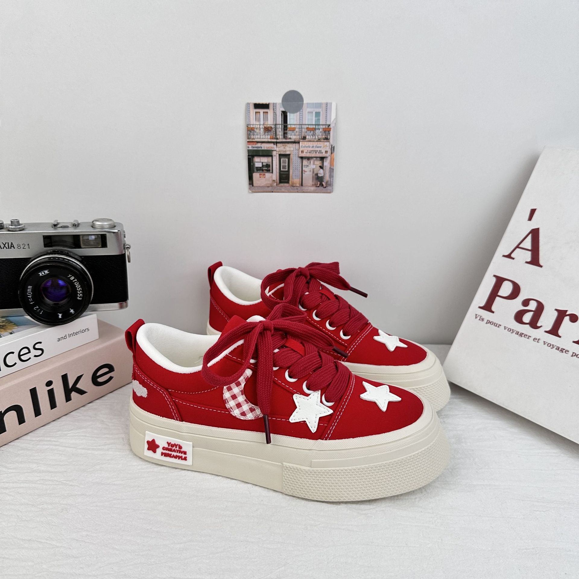 Farbo coreano estrellas zapatos de skate para mujeres 2025 nuevos zapatos blancos transpirables de verano con suela gruesa zapatos de lona variados