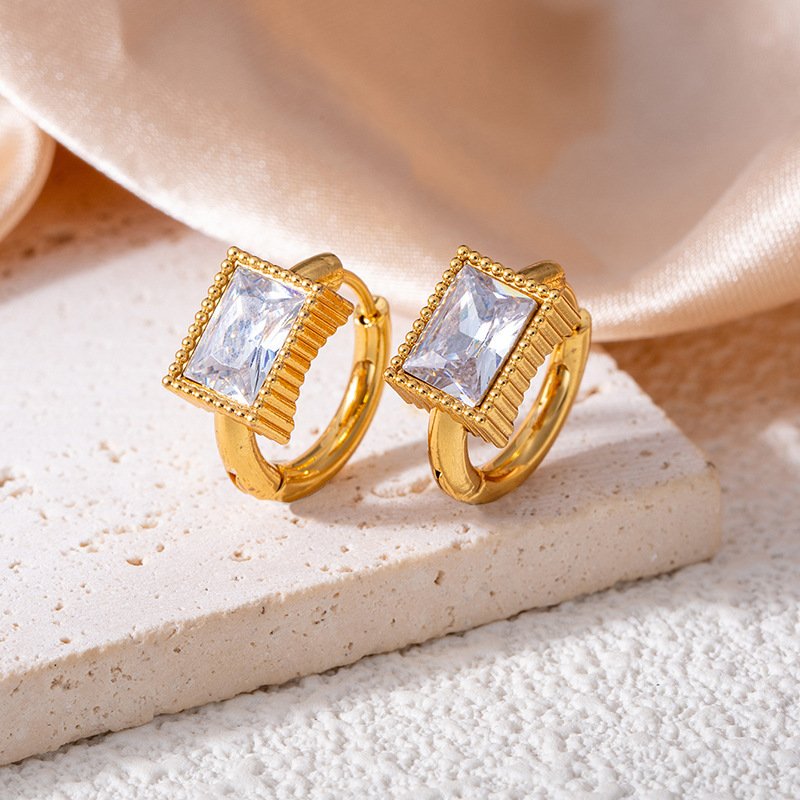 White cubic zirconia earrings 1361