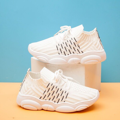 Children's sports shoes for spring and autumn, girls' knitted white mesh shoes, breathable running shoes for boys, student casual shoes