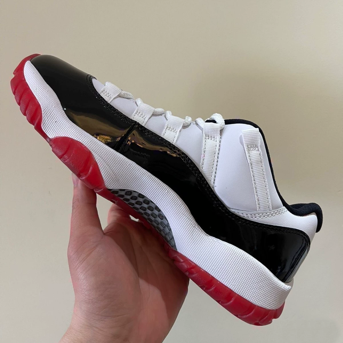 Путянь Внешняя торговля Чистая оригинальная AJ11 Черно-белый Kangqiao 11 Большой король дьявола