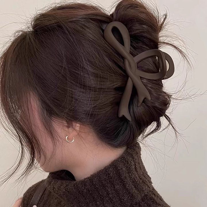 女性用の茶色の大きなグリッパー、髪のボリュームの多い女性用の高級シャーククリップ、気質のあるヘアピンとヘッドバンド|undefined