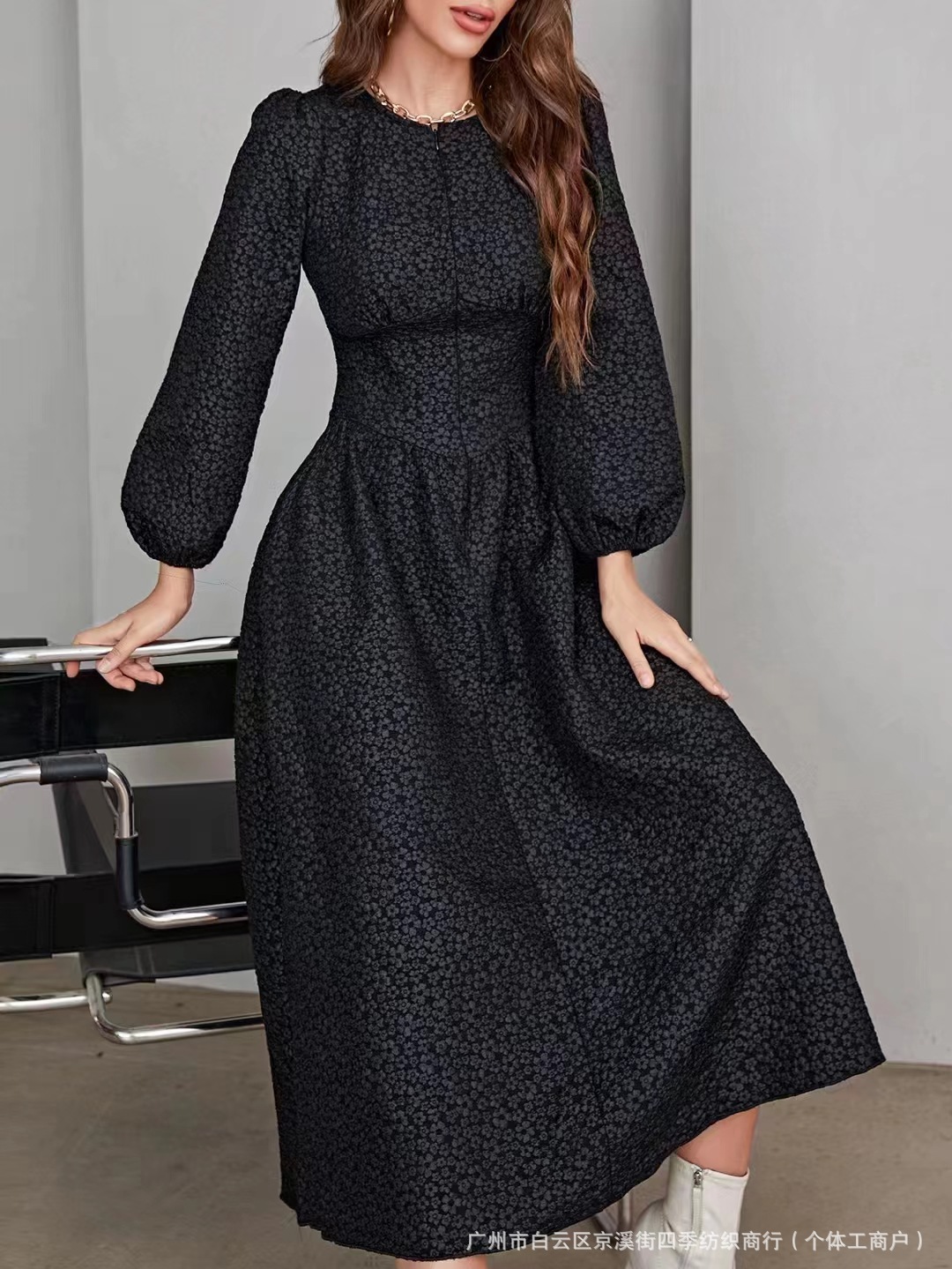 黑色连衣裙.jpg