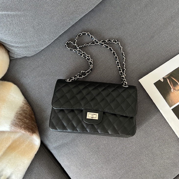 2024 Summer New Xiao Xiang Ling Ge Chain with Caviar Leather Head Layer Cowhide Single Shoulder Diagonal Straddle_voghion.com