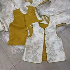 中国風ジャカードベストとリバーシブルシャツのツーピースセット、小柄な女性向けの上品なジャケット、2025年春の新作