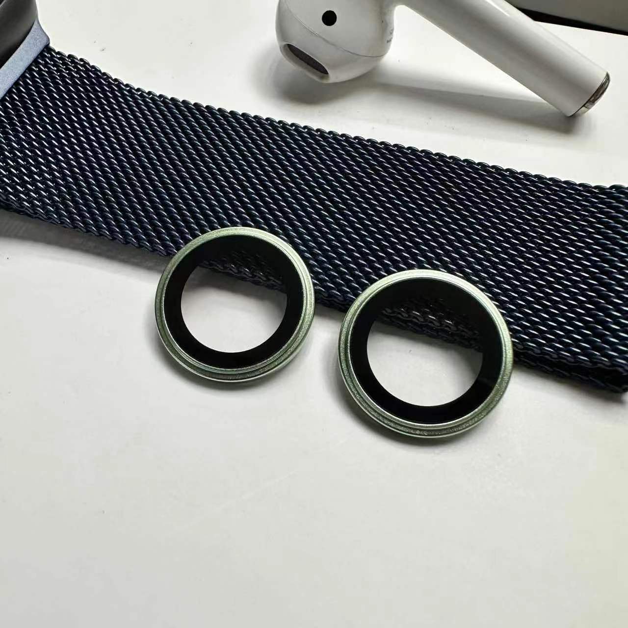 Aplicable a iPhone15 película protectora de película de lente de teléfono móvil Apple 15Pro cámara trasera película de lente de metal