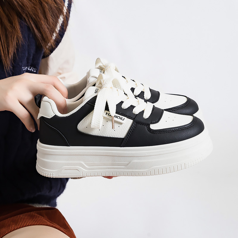 环球爆款气质小白鞋2024夏季新款休闲百搭透气学生鞋子运动板鞋女