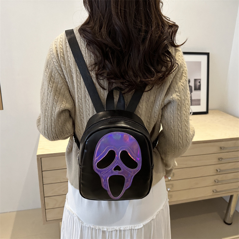 2024 nueva mochila de nicho de diseño de mujer oscuro personalidad mochila de calavera de moda versátil mochila