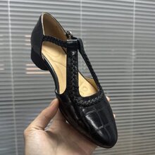 跨境法式3cm粗跟复古凉鞋夏季时尚舒适包头芒果尖头女凉鞋编织鞋