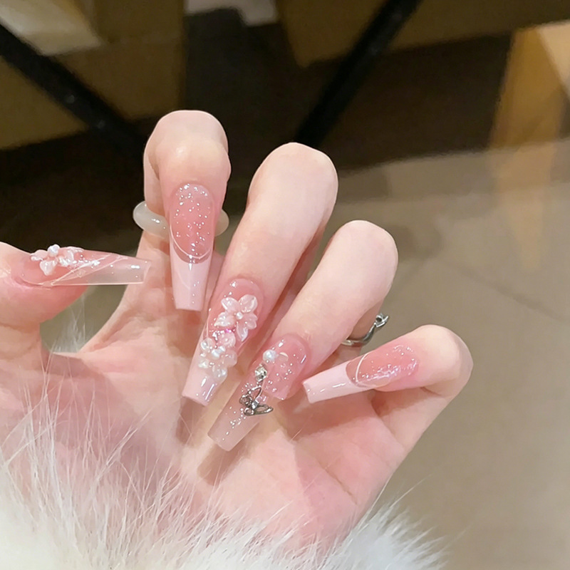 【Three-Dimensional Spring Wildflower Design】Tiktok Trending Wearable Nails That Enhance Complexion, Sweet Butterfly Style, High-End Handmade Nail Pieces 【Three-Dimensional Spring Wildflower Design】Tiktok Trending Wearable Nails That Enhance Complexion, Sweet Butterfly Style, High-End Handmade Nail Pieces