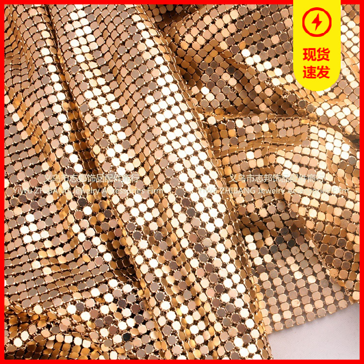 ������������ʯ���������������ʲ������ƽƬ���θ��Է糱