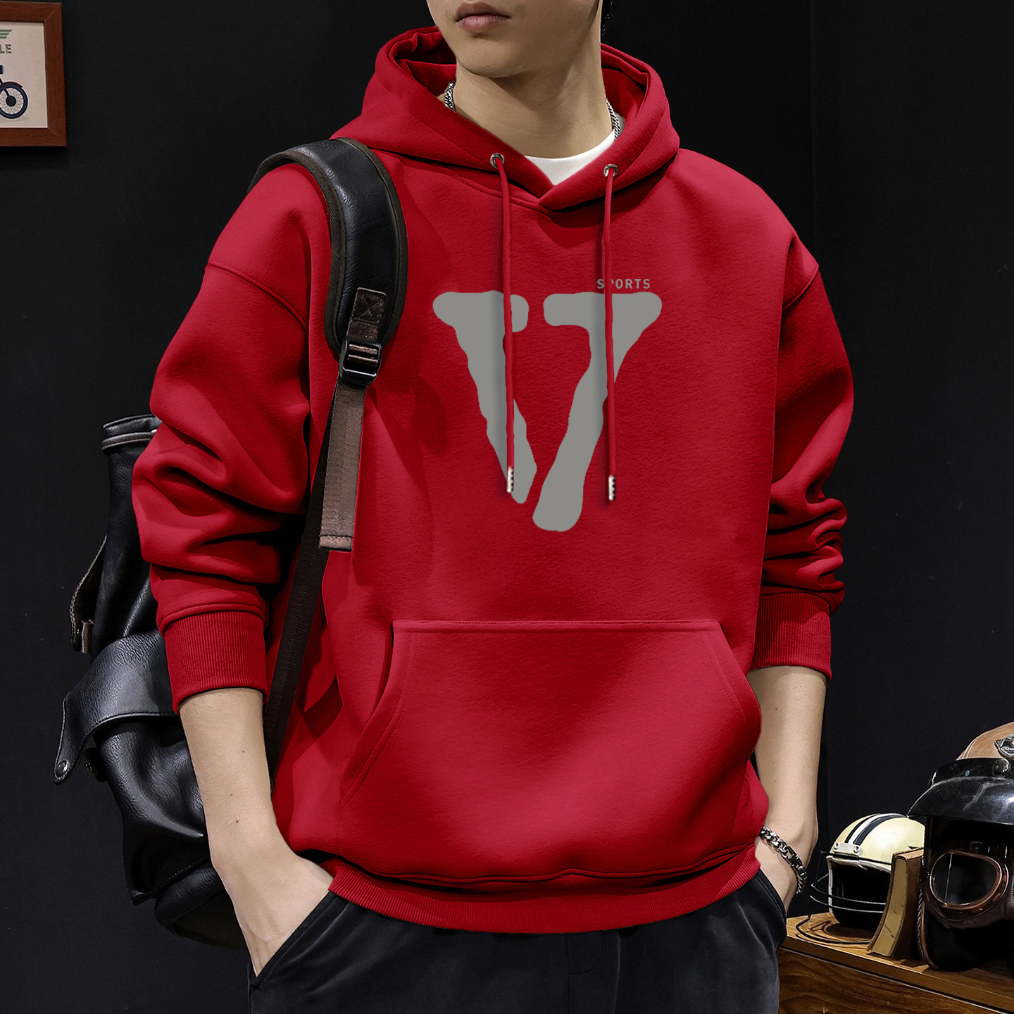 Gran camiseta con capuz rojo regular - 1618