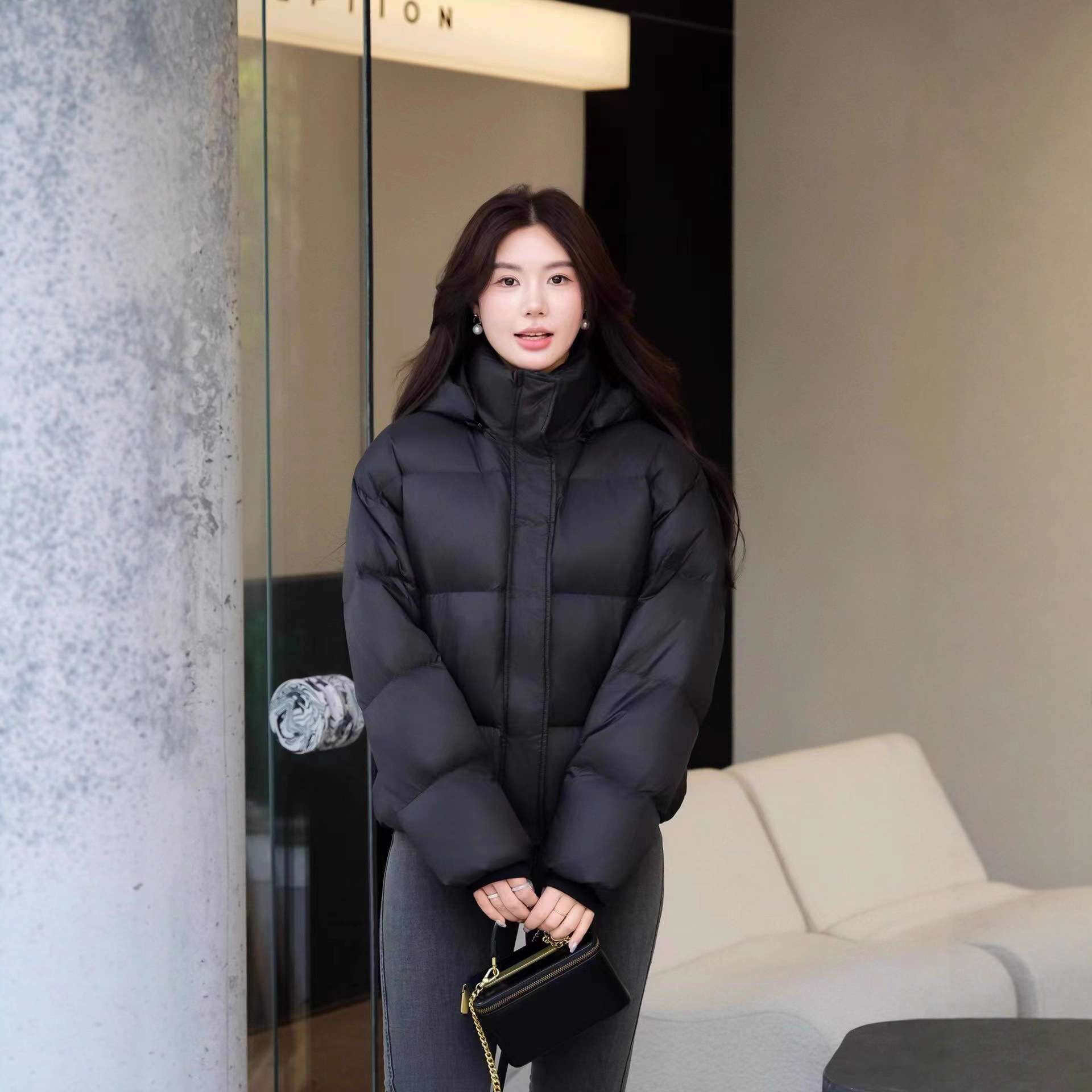 Transfronterizo TikTok ropa de mujer nueva chaqueta corta de grafeno de invierno de mujer gruesa chaqueta de pan de acero blanco