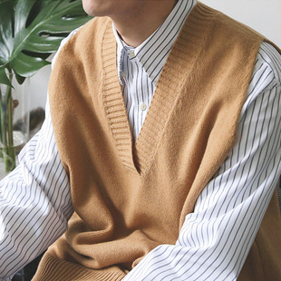 V-neck sweater men's autumn and winter Korean style trendy loose sweater vest autumn ins Hong Kong style Japanese style sleeveless vest