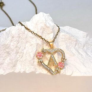 �W���羳�r���p���U�Ր��ķ�ɫ����26��ĸ��С�����|�i������l