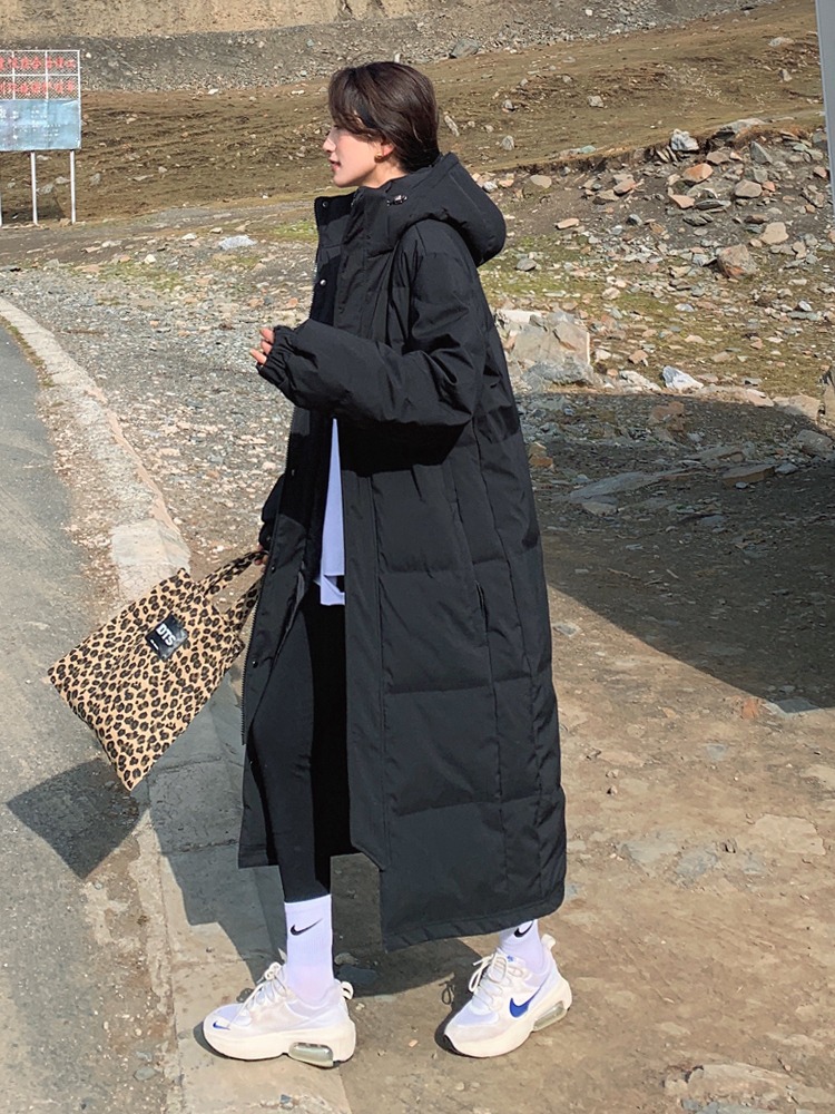 검은색
