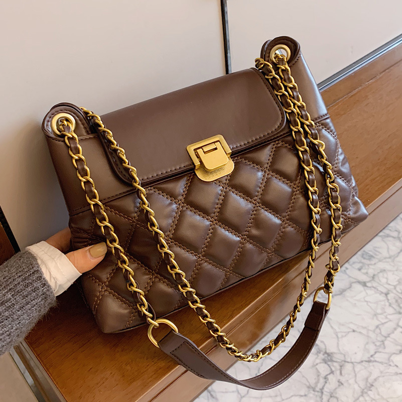 Rhombic Chain Small Bag Women's Bag Autumn and Winter New Fashionable  Crossbody Bag Women's Chanel Style Shoulder Bag Black