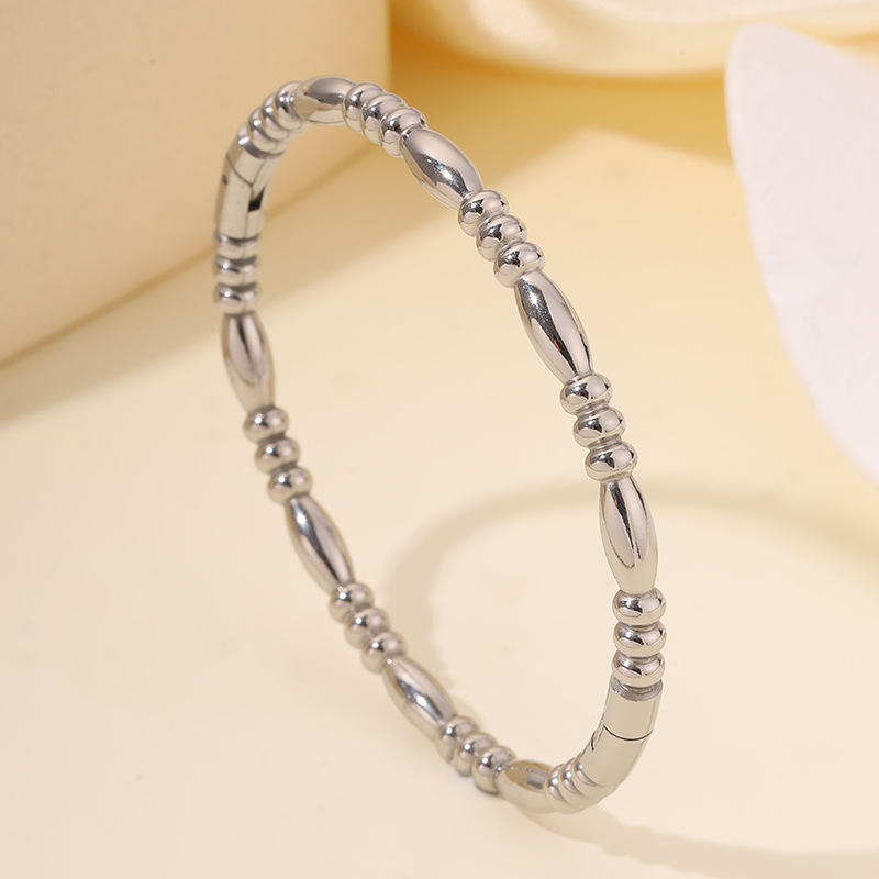 Pulsera de Acero de Titanio, Moda Transfronteriza, Pulsera Europea y Americana con Diseño de Estrellas, Pulsera Redonda con Diamantes Completos para Mujer, Pulsera de Acero Inoxidable para Parejas