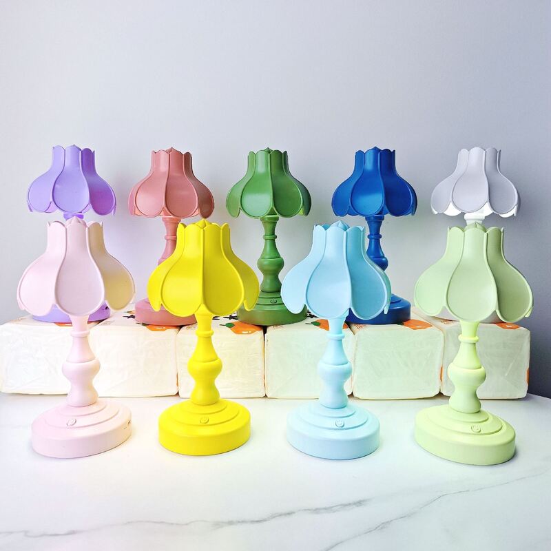 Vintage Cream Glue DIY Handmade Table Lamp Lotus Leaf Nightlight Children's Bedroom Girls' Heart Lighting Nordic Style Ornaments Vintage Cream Glue DIY Handmade Table Lamp Lotus Leaf Nightlight Children's Bedroom Girls' Heart Lighting Nordic Style Ornaments