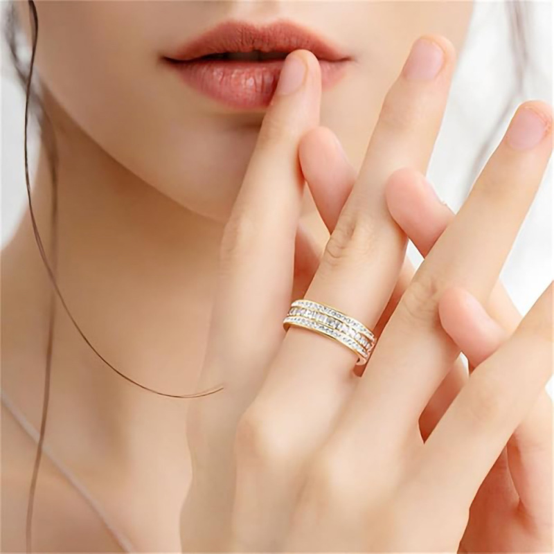 NIHON トレンディなメンズ ダイヤモンドがちりばめられたチタン鋼のカップルリング、ジルコンがおしゃれで軽くて豪華で多用途なリング|undefined