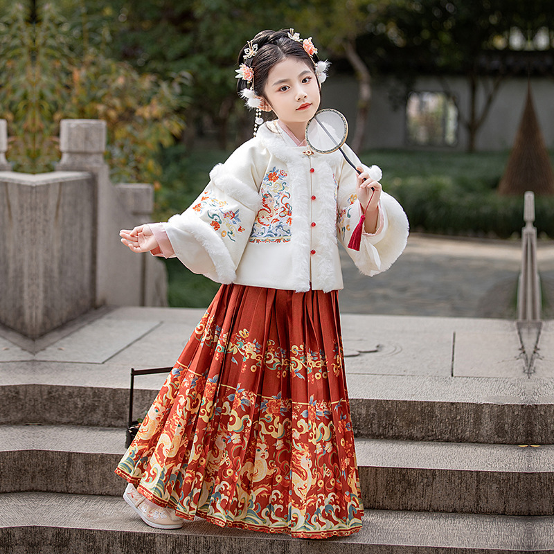 Girls chinese princess hanfu  Chinese Style Little Princess Skirt in Winter New Tang Dynasty Velvet and Thickened Ru Skirt