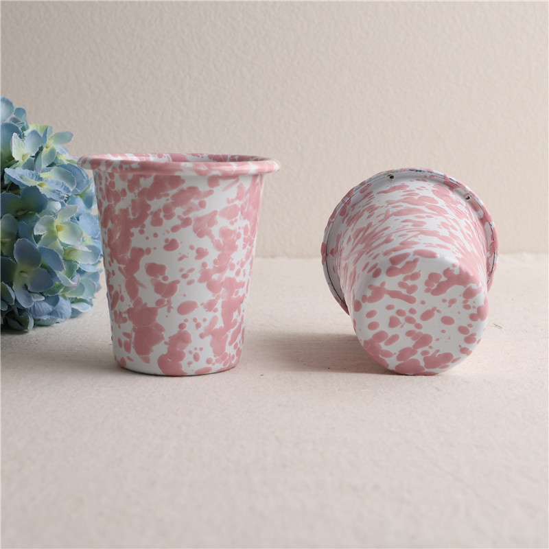 Impression exportée en Corée Tasse portable en émail à pois roses pour café, bain de bouche, jus et dessert_voghion.com