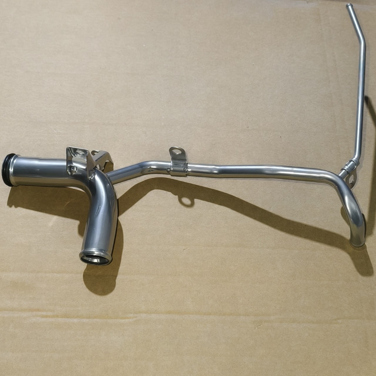 Tubo de Agua de Enfriamiento Automotriz MD340949 SMW250513 de Hierro