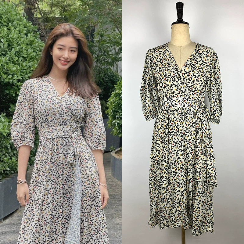 [В наличии] весенне-летнее дизайнерское платье Yang Caiyu с нишевым поясом и длинной юбкой с цветочным принтом