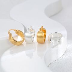 レトロな個性の糸の耳のボタンのファッションの冷たい風の耳飾りのネットの赤い大衆のアクセサリのシンプルなデザイン感は代行します。