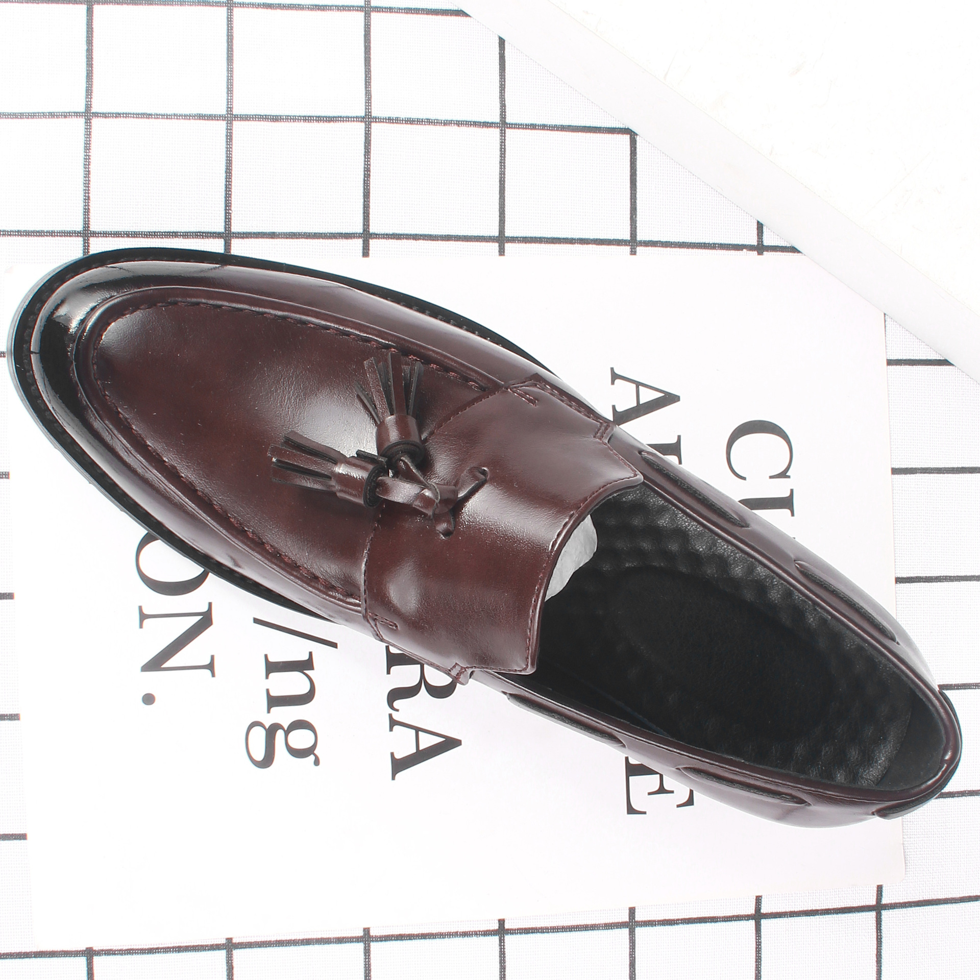 2022�����¿������г�����Բͷ����͸����ʽ���д���ƤЬ87