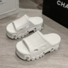 Flip flops (white)