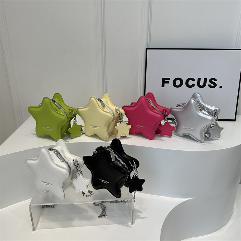 Nicho de diseño de alta sensación bolso bolso de mujer 2024 nuevo bolso pequeño bolso de cadena de pentacos bolso de hombro bolso de mochila